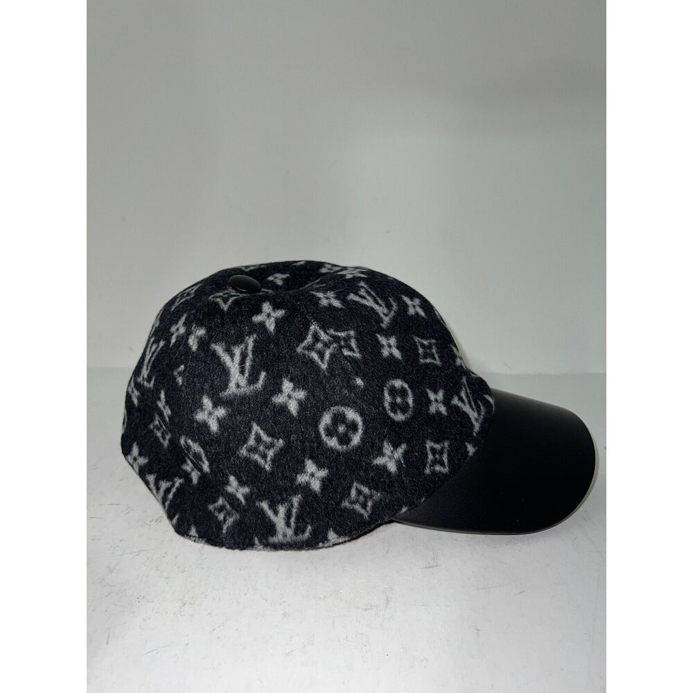 Louis Vuitton Carry On Cap Black Grey Wool Monogram LV Logo Sun Baseball Hat L - Picture 6 of 9
